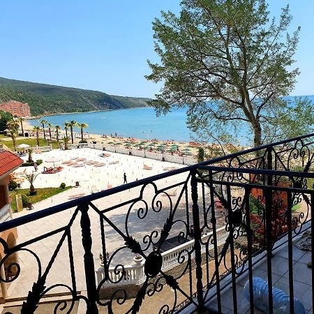 Elenite Private Apartments Luaran gambar