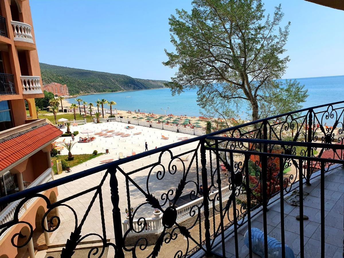 Elenite Private Apartments Luaran gambar