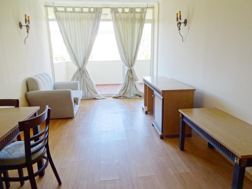 Elenite Private Apartments Luaran gambar