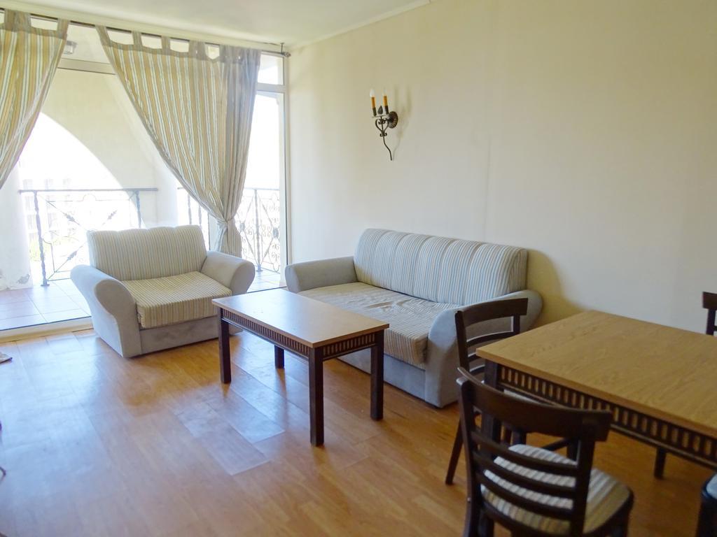 Elenite Private Apartments Luaran gambar