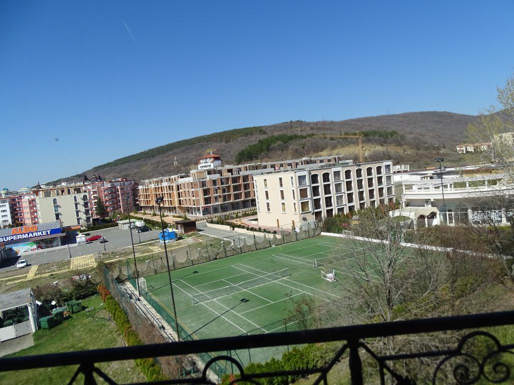 Elenite Private Apartments Luaran gambar