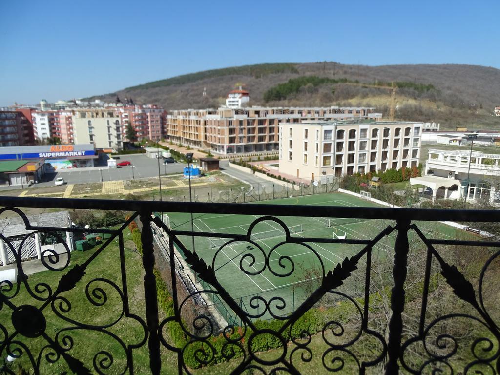 Elenite Private Apartments Luaran gambar