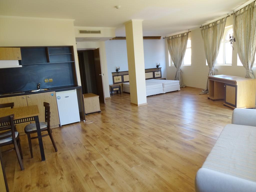 Elenite Private Apartments Luaran gambar