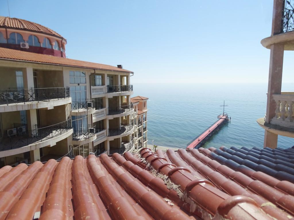 Elenite Private Apartments Luaran gambar