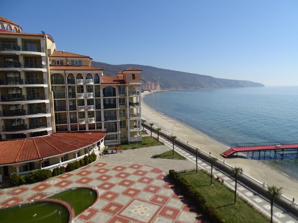 Elenite Private Apartments Luaran gambar