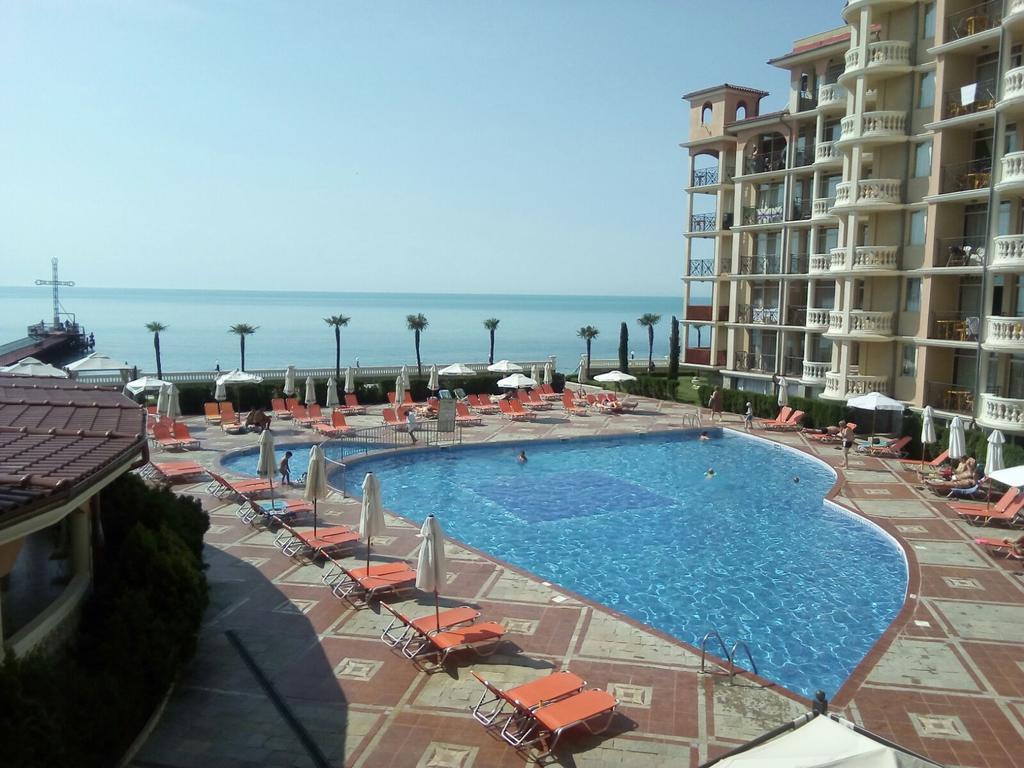 Elenite Private Apartments Luaran gambar
