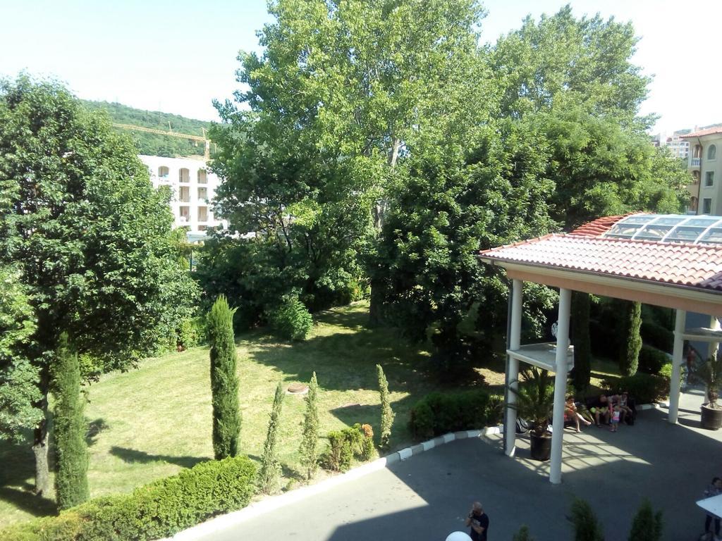 Elenite Private Apartments Luaran gambar