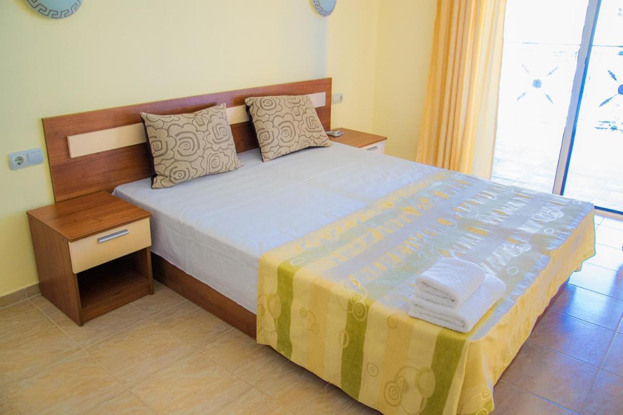 Elenite Private Apartments Luaran gambar